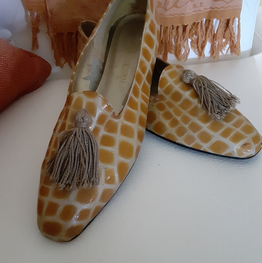 Tan Crocodile loafers with tassel